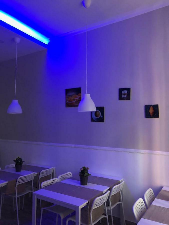Angelica Bed & Breakfast เนเปิลส์ ภายนอก รูปภาพ